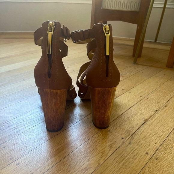 Dolce Vita brown strappy heels / sandals  size 7 - Picture 4 of 5